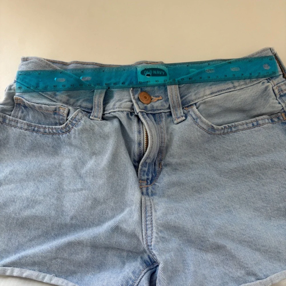 Old Navy Girls‎ Size 14 Denim Shorts High Waisted Frayed Hem Light Wash